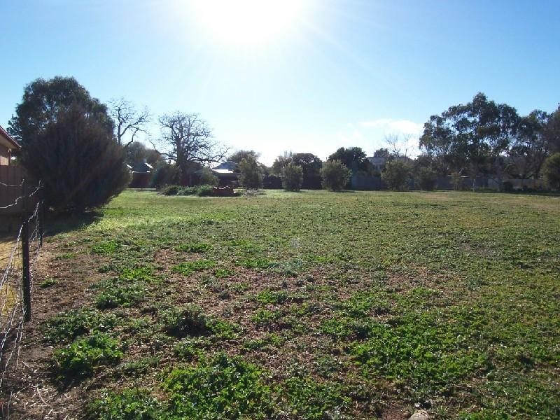3 Jubilee Avenue (Lot 8), Cootamundra NSW 2590
