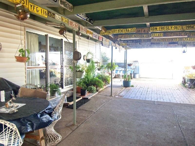 2 MURRAY STREET, Cootamundra NSW 2590