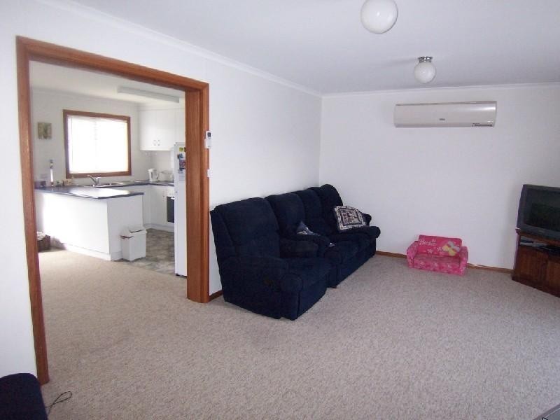5 FRANCIS STREET, Cootamundra NSW 2590