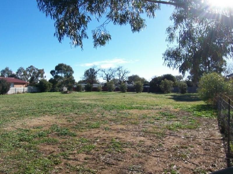 2 (LOT 9) JUBILEE AVENUE, Cootamundra NSW 2590