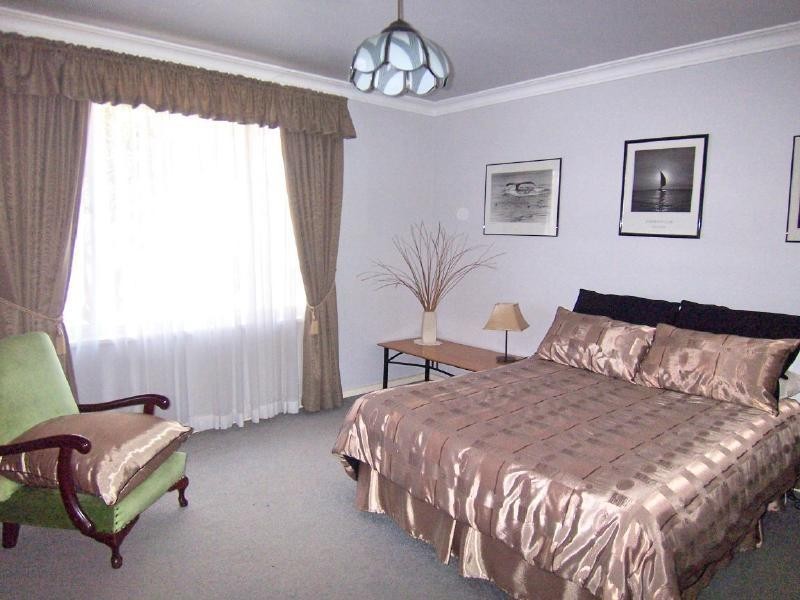 51 Temora Street, Cootamundra NSW 2590