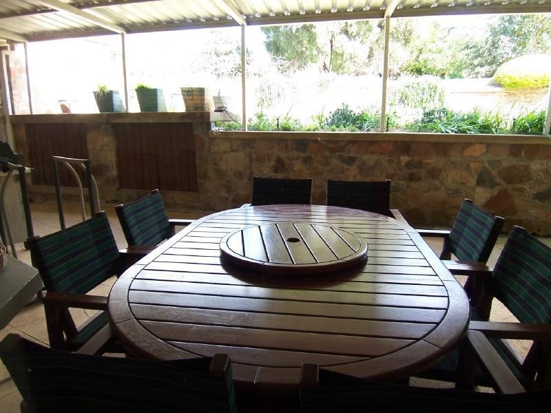 10 RICHARDS STREET, Cootamundra NSW 2590