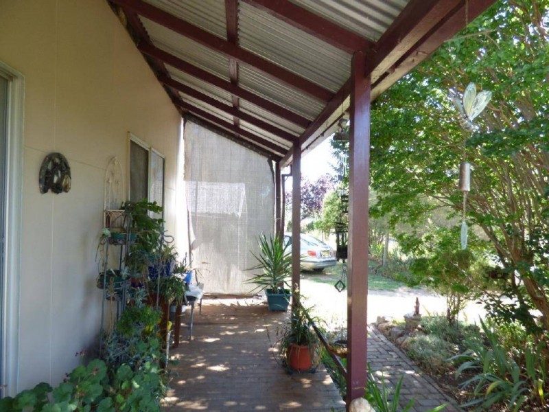 2 George Street, Wallendbeen NSW 2588