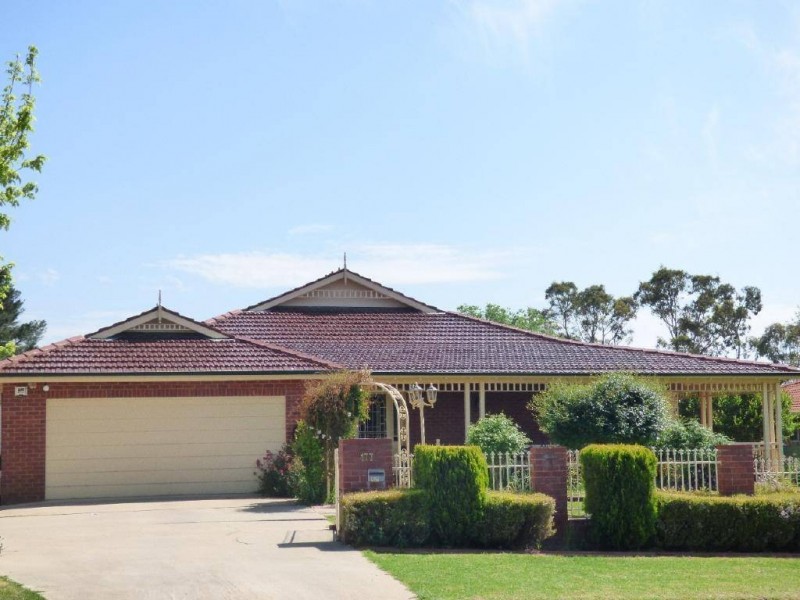 177 Adams Street, Cootamundra NSW 2590