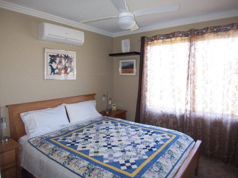 22 Pinkstone Avenue, Cootamundra NSW 2590