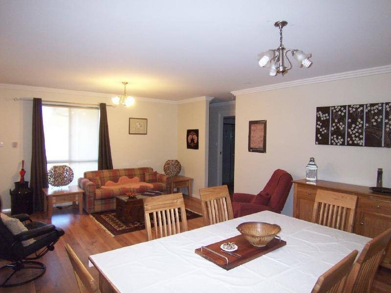 22 Pinkstone Avenue, Cootamundra NSW 2590