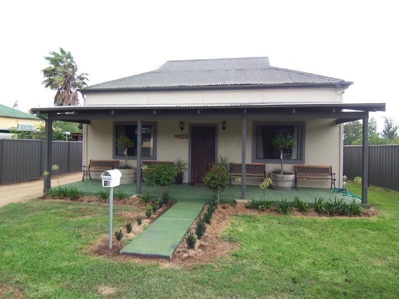 16 Hovell Street, Cootamundra NSW 2590