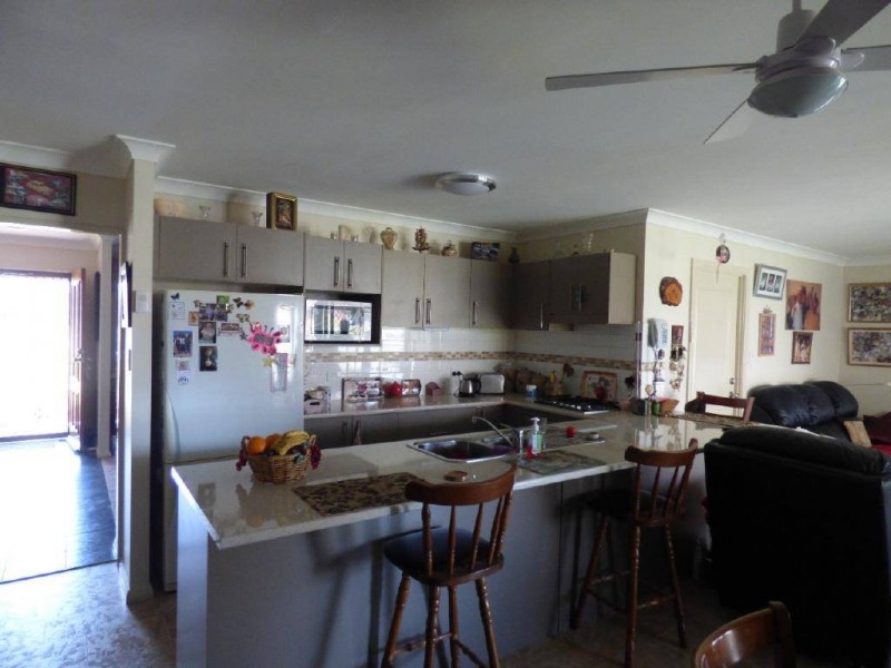 10 Bethany Place, Cootamundra NSW 2590
