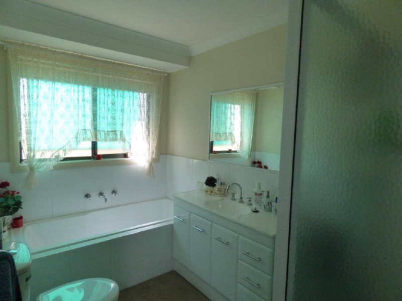 10 Bethany Place, Cootamundra NSW 2590
