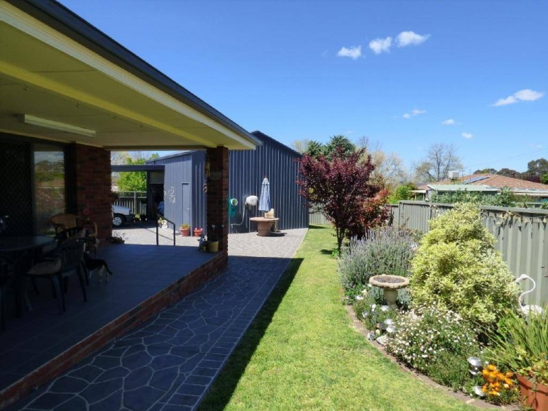 10 Bethany Place, Cootamundra NSW 2590