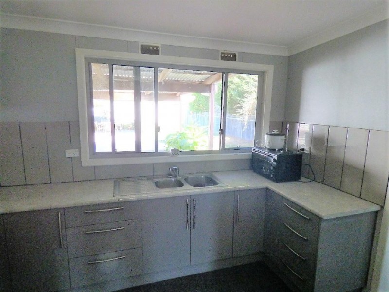 48 Centenary Avenue, Cootamundra NSW 2590