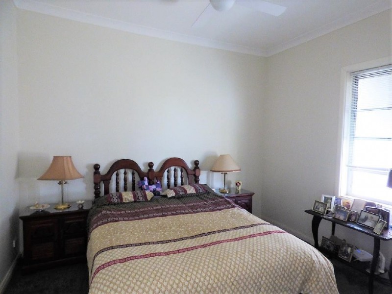 48 Centenary Avenue, Cootamundra NSW 2590