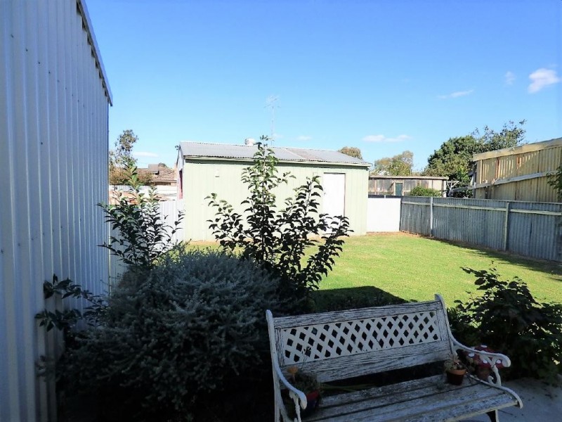 48 Centenary Avenue, Cootamundra NSW 2590
