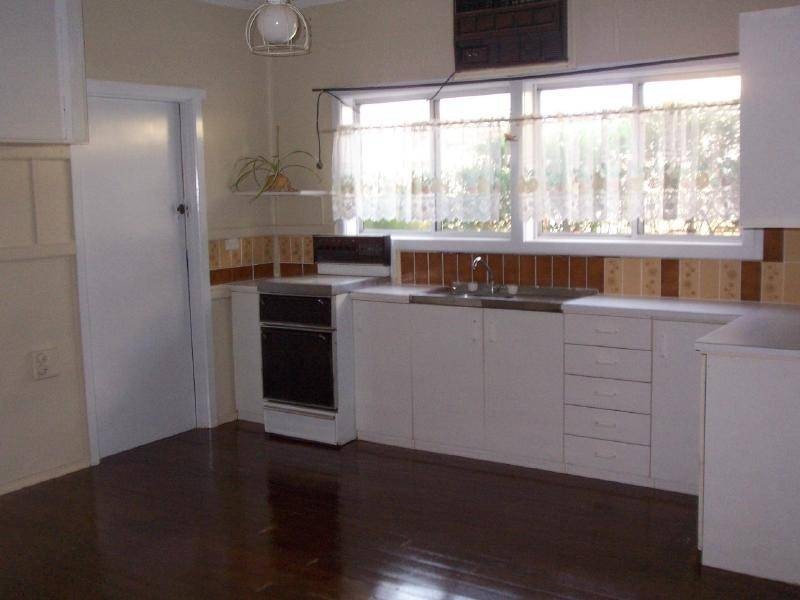 148 Sutton Street, Cootamundra NSW 2590