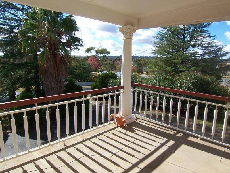 11 Campbell Street, Cootamundra NSW 2590