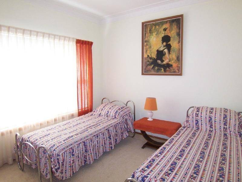 11 Campbell Street, Cootamundra NSW 2590