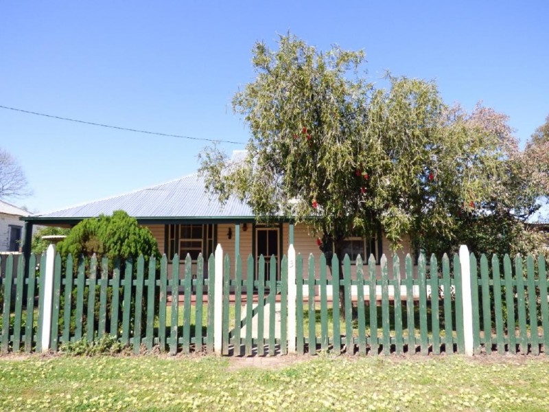 3 Wood Street, Stockinbingal NSW 2725