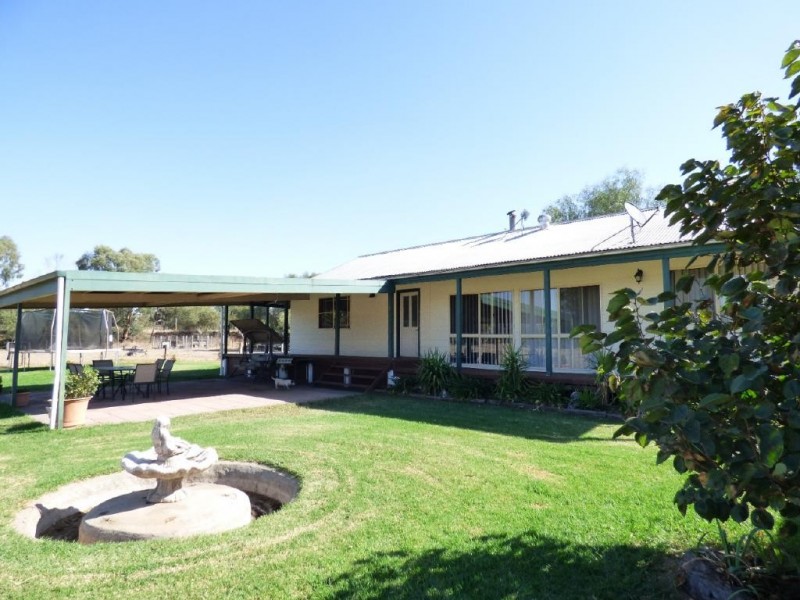 12 Hibernia Street, Stockinbingal NSW 2725