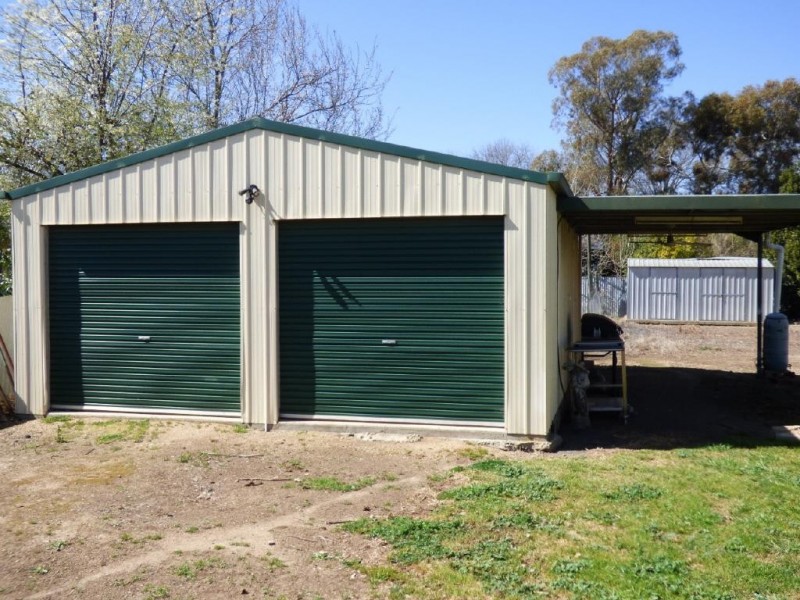 38 Hay Street, Cootamundra NSW 2590