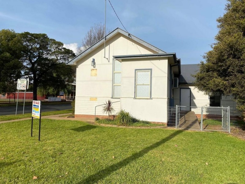 2-4 Cooper Street, Cootamundra NSW 2590