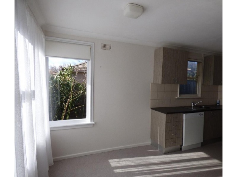 4 Dickson Street, Cootamundra NSW 2590