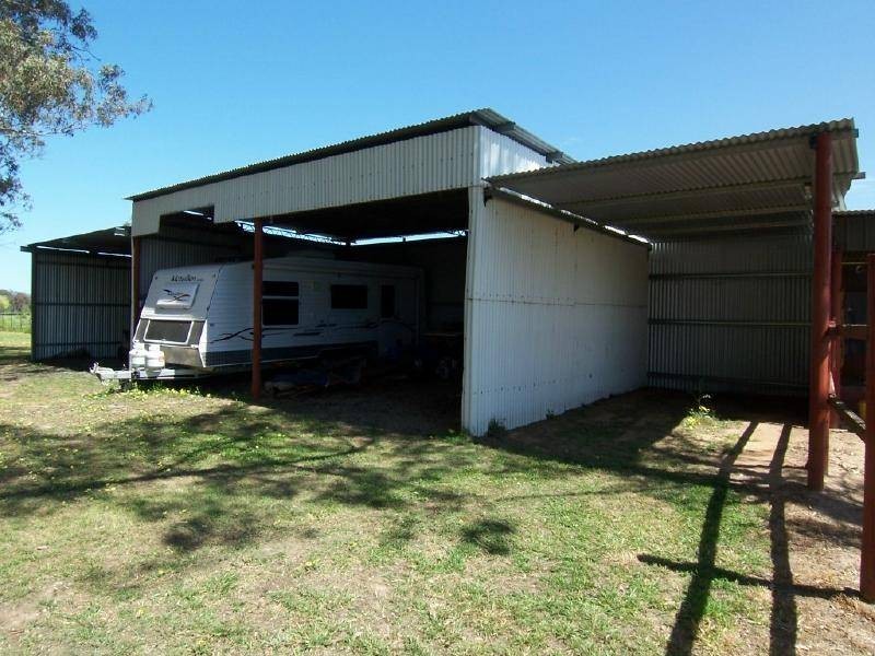 41 Berthong Road, Cootamundra NSW 2590