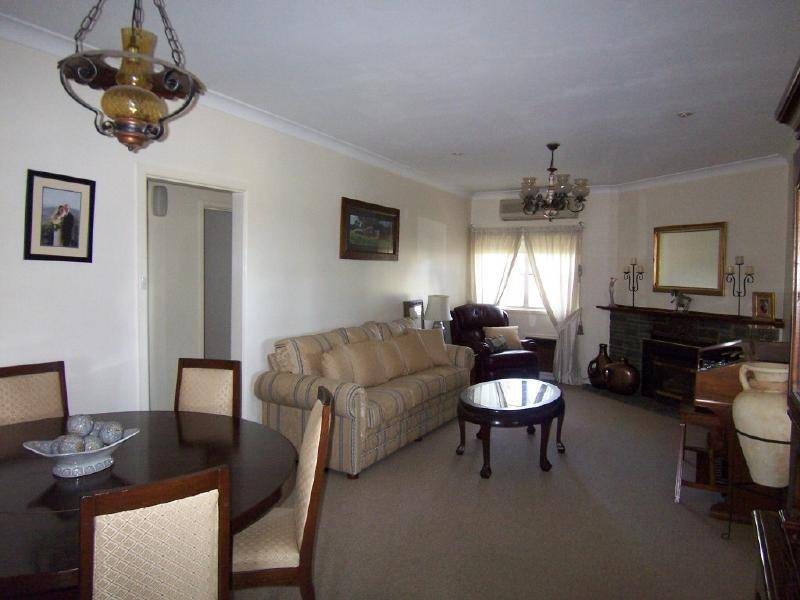 41 Berthong Road, Cootamundra NSW 2590