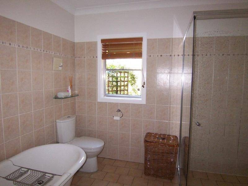 41 Berthong Road, Cootamundra NSW 2590