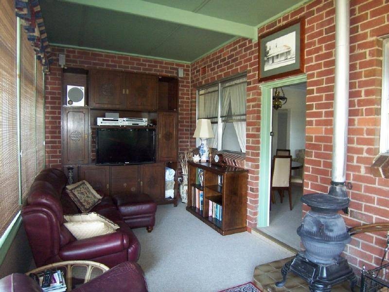 41 Berthong Road, Cootamundra NSW 2590