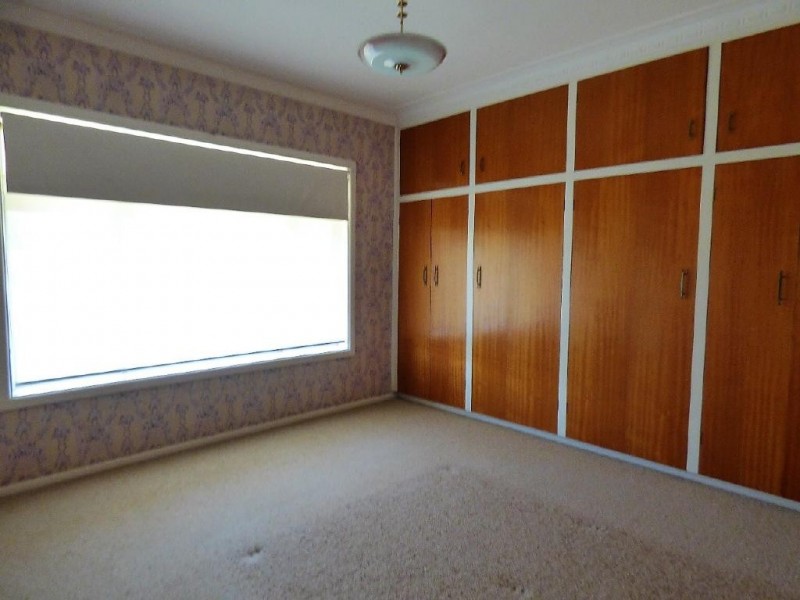 18 Centenary Avenue, Cootamundra NSW 2590