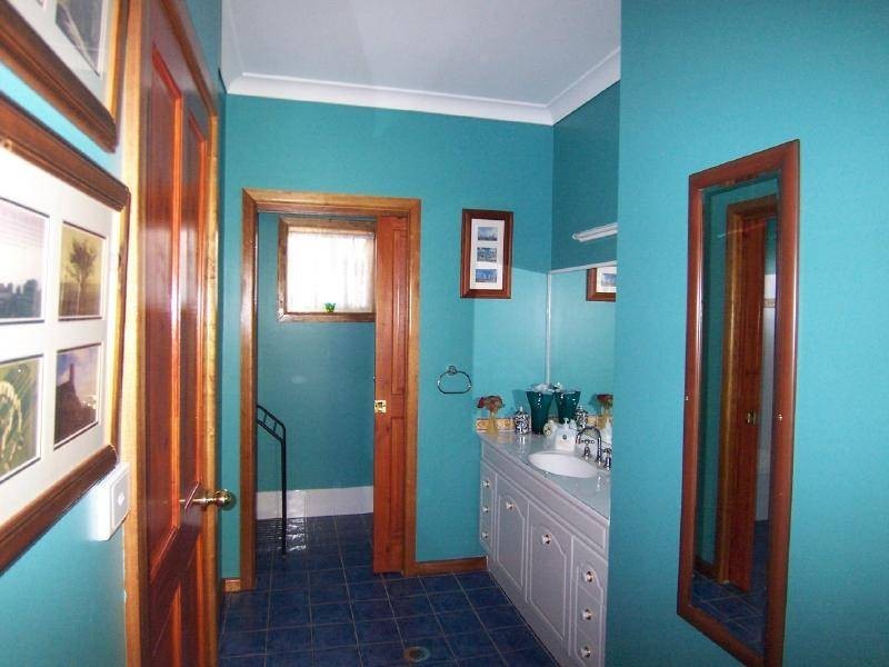 27 Queen Street, Cootamundra NSW 2590