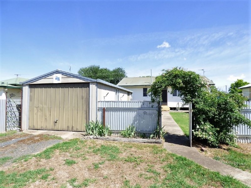 192 Sutton Street, Cootamundra NSW 2590