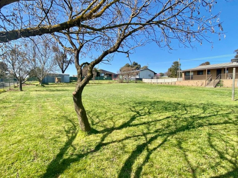 137 Swift Street, Harden NSW 2587