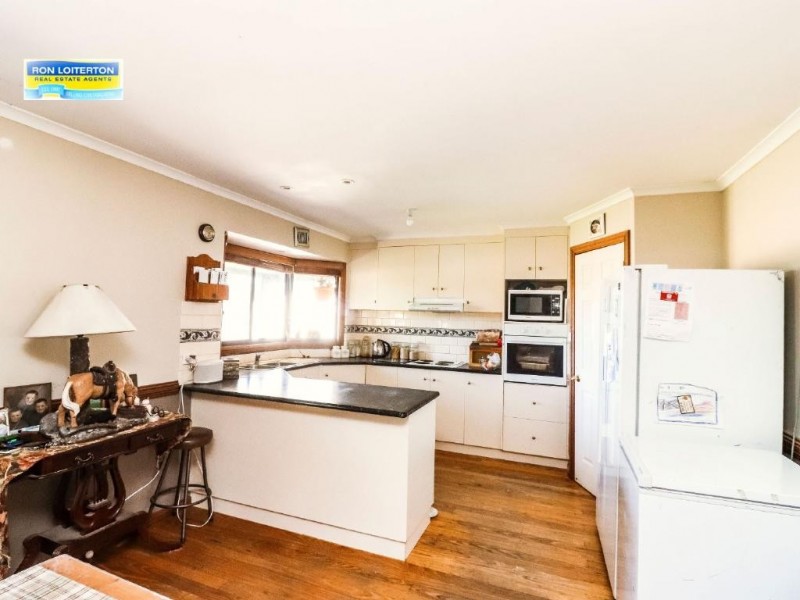 37 Back Brawlin Road, Cootamundra NSW 2590