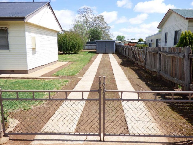 31 Wall Avenue, Cootamundra NSW 2590