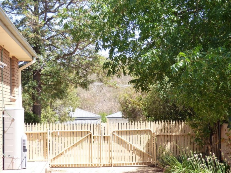 19 Byrne Street, Cootamundra NSW 2590