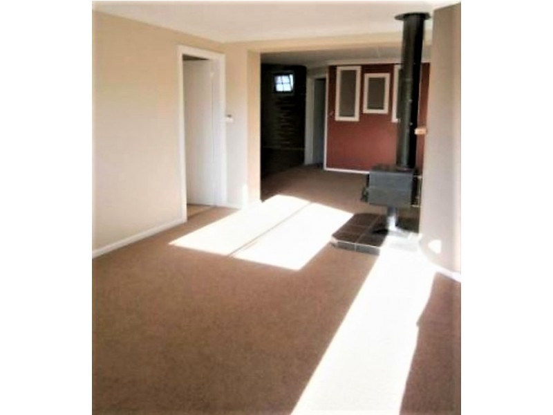 94 Temora Street, Cootamundra NSW 2590