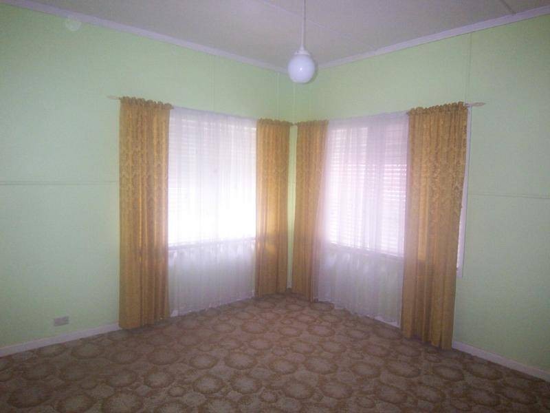 79 Adams Street, Cootamundra NSW 2590