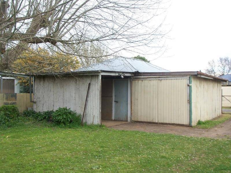 79 Adams Street, Cootamundra NSW 2590