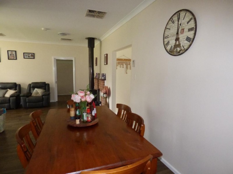 216 Hovell Street, Cootamundra NSW 2590