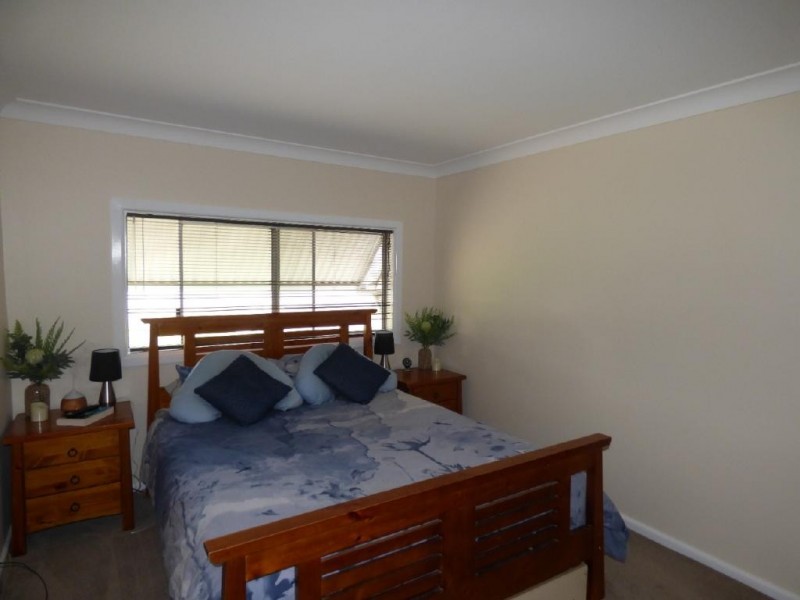 216 Hovell Street, Cootamundra NSW 2590