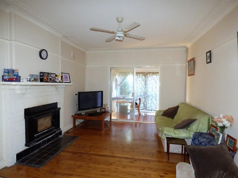 26 Gundagai Road, Cootamundra NSW 2590