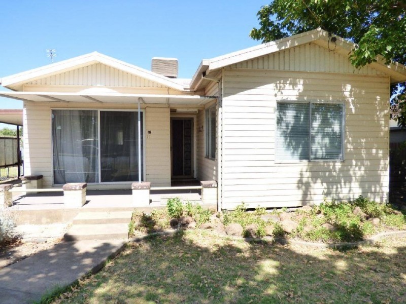 10 Francis Street, Cootamundra NSW 2590