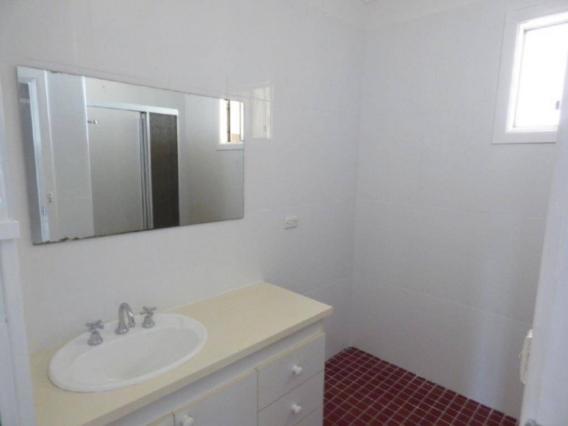 10 Francis Street, Cootamundra NSW 2590