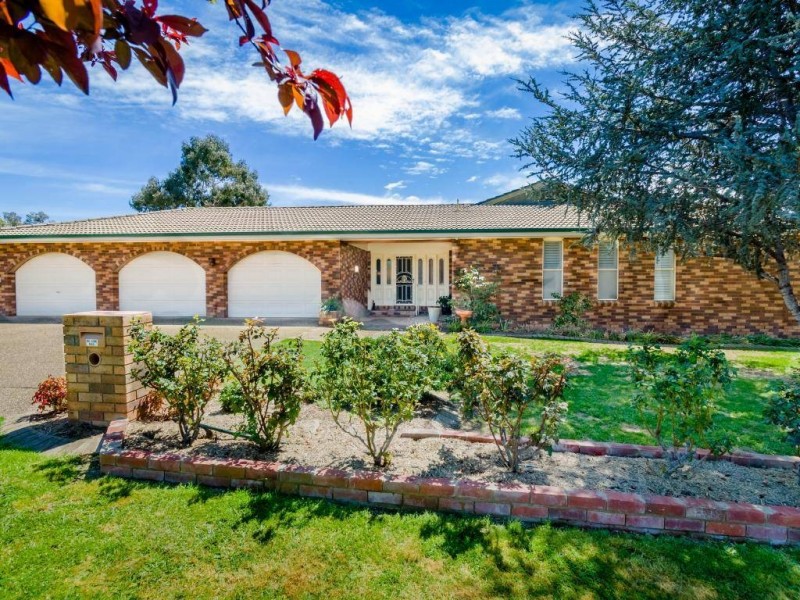 46 Pinkstone Avenue, Cootamundra NSW 2590