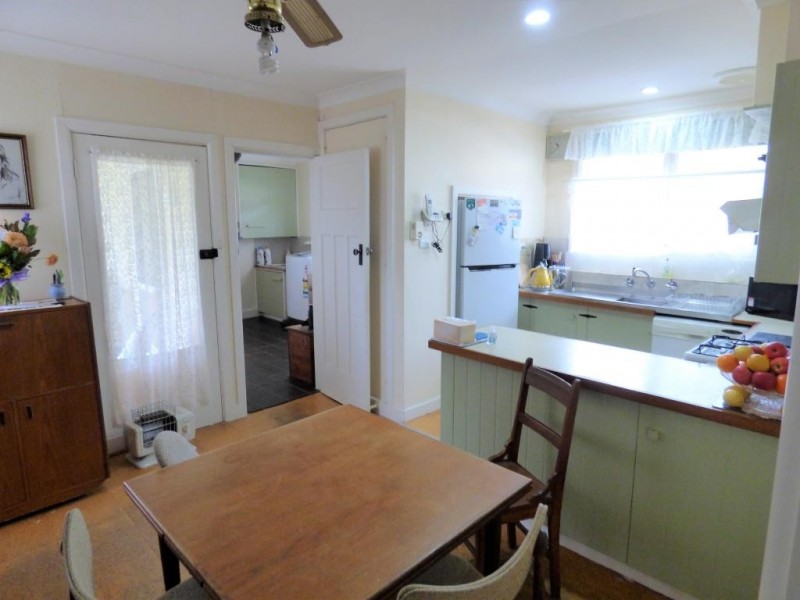 10 Murray Street, Cootamundra NSW 2590