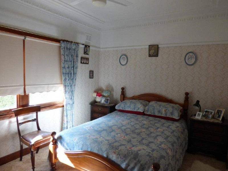 34 Crown Street, Cootamundra NSW 2590