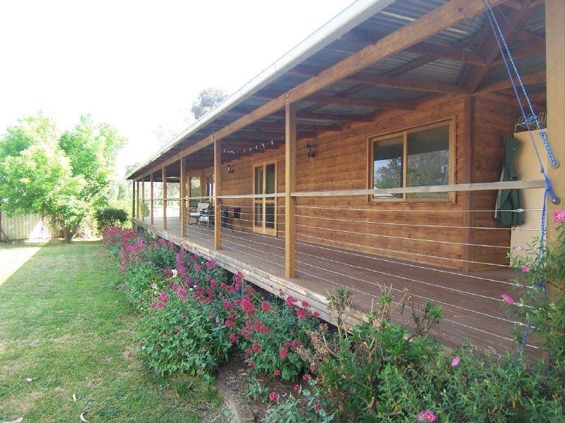 1 Bridge Street, Gundagai NSW 2722