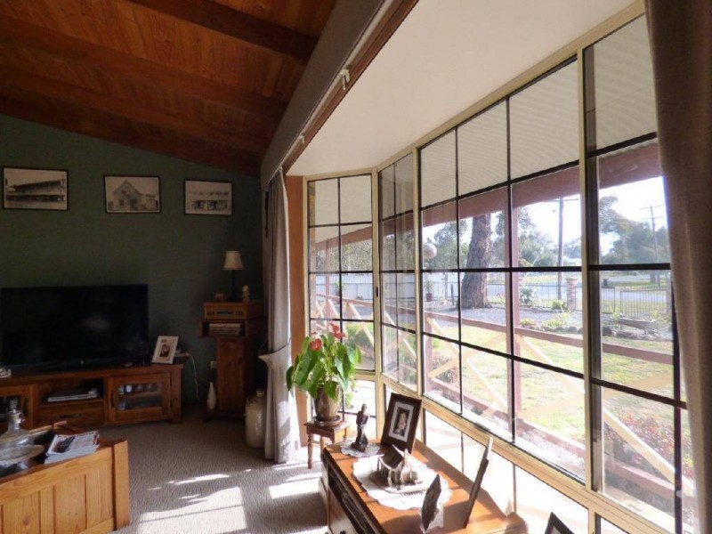 11 Wood Street, Stockinbingal NSW 2725