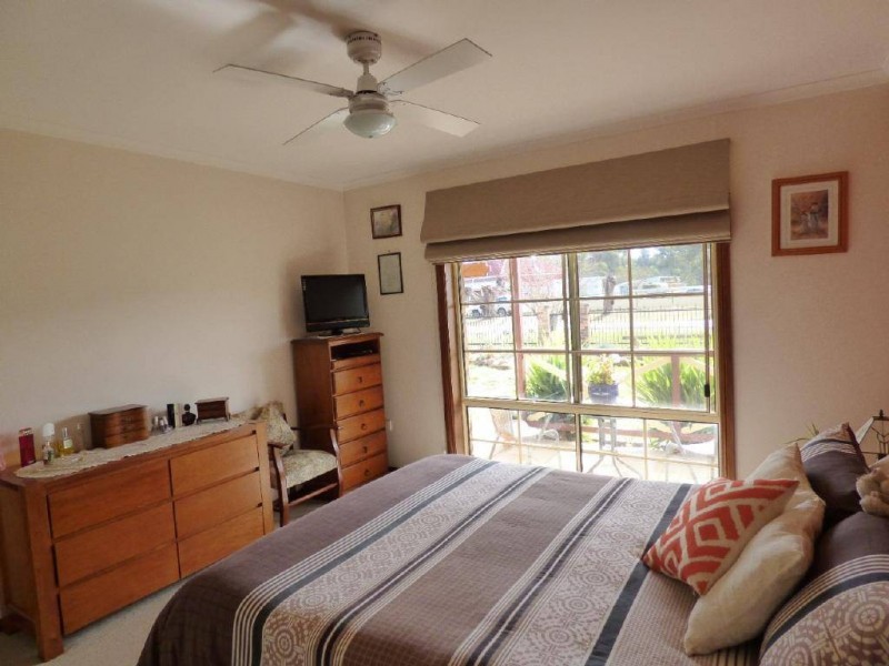 11 Wood Street, Stockinbingal NSW 2725